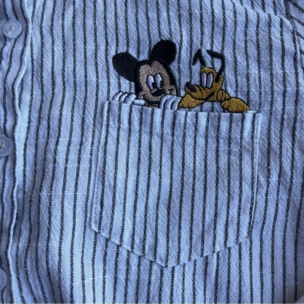 Jiwa White and Black Stripes with Mickey Mouse & Pluto Button Up Shirt US S - Picture 5 of 7